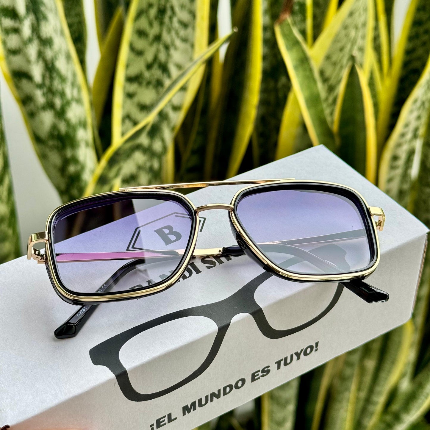 IRON MAN 🔵⚫🟤